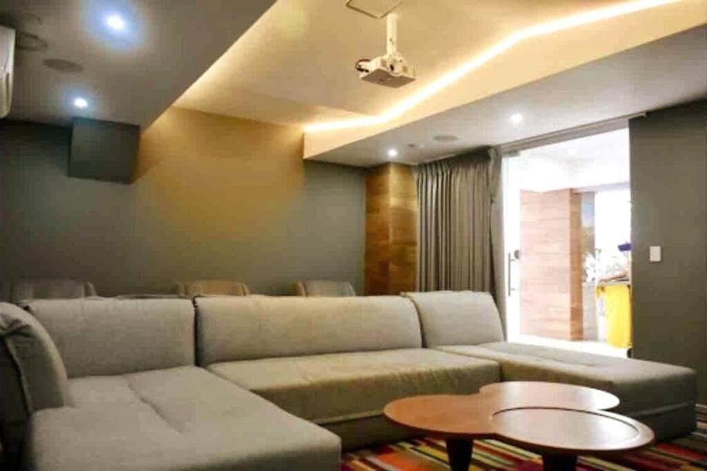 Your Exclusive In The - Amenities & Services For Free!! Apartamento