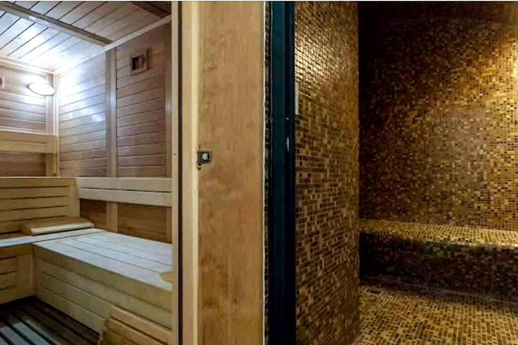 Your Exclusive In The - Amenities & Services For Free!! Apartamento Playa del Carmen